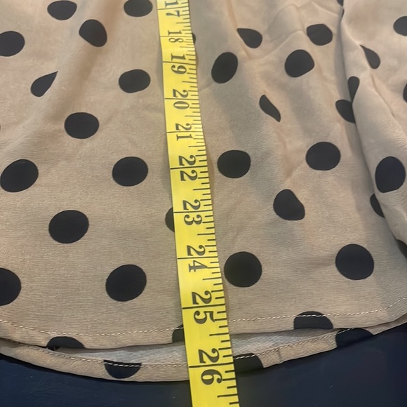 Polka dot blouse,long sleeve, with side neck bow tie closure, black,tan, large - Picture 6 of 8